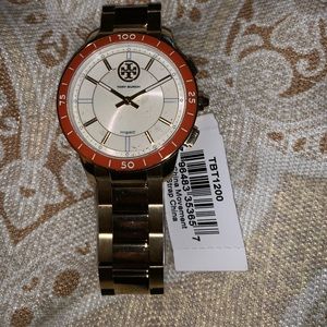 NWT Tory Butch Collins hybrid watch
